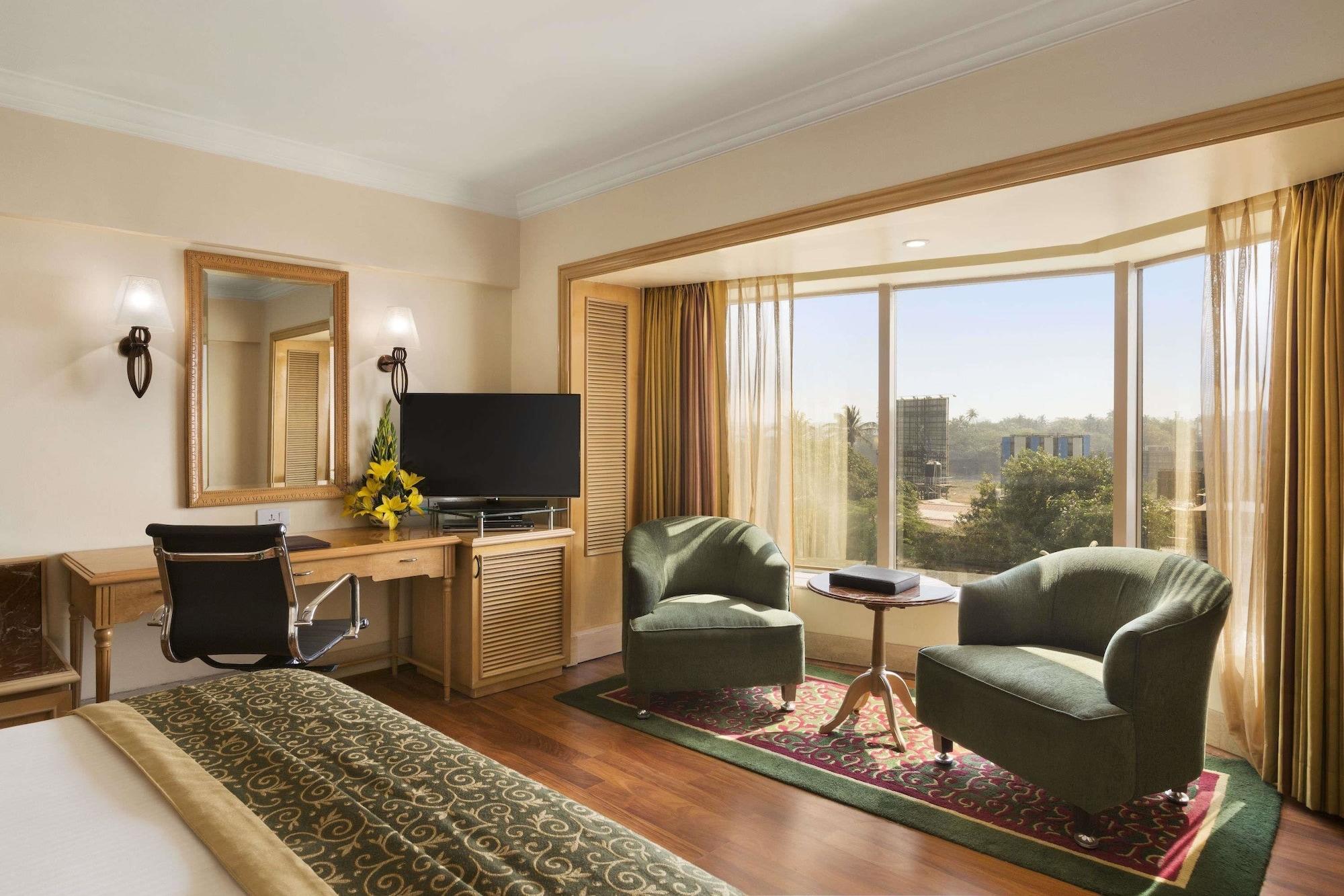 Ramada Plaza By Wyndham Palm Grove Ξενοδοχείο Βομβάη Εξωτερικό φωτογραφία A room at the Taj Bengal