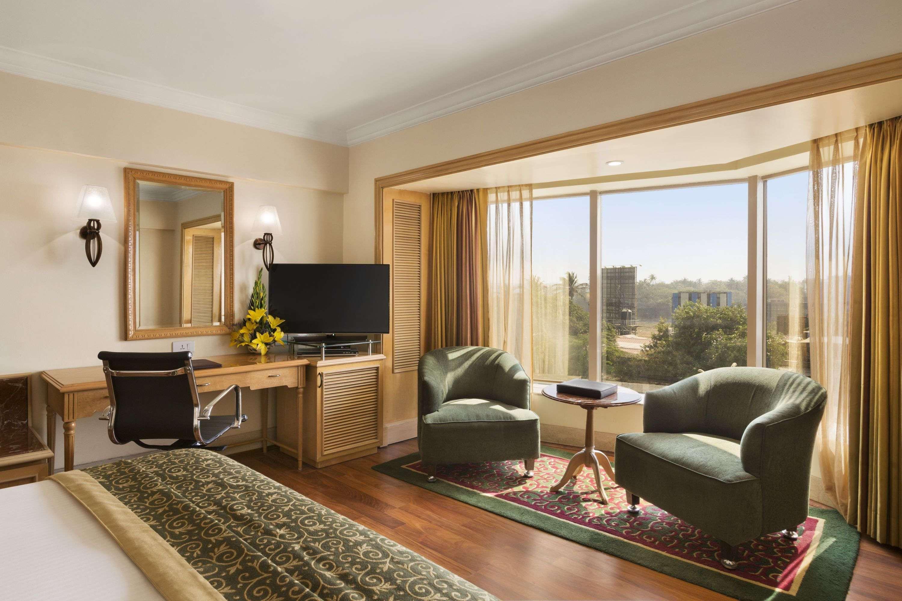 Ramada Plaza By Wyndham Palm Grove Ξενοδοχείο Βομβάη Εξωτερικό φωτογραφία A room at the Taj Bengal