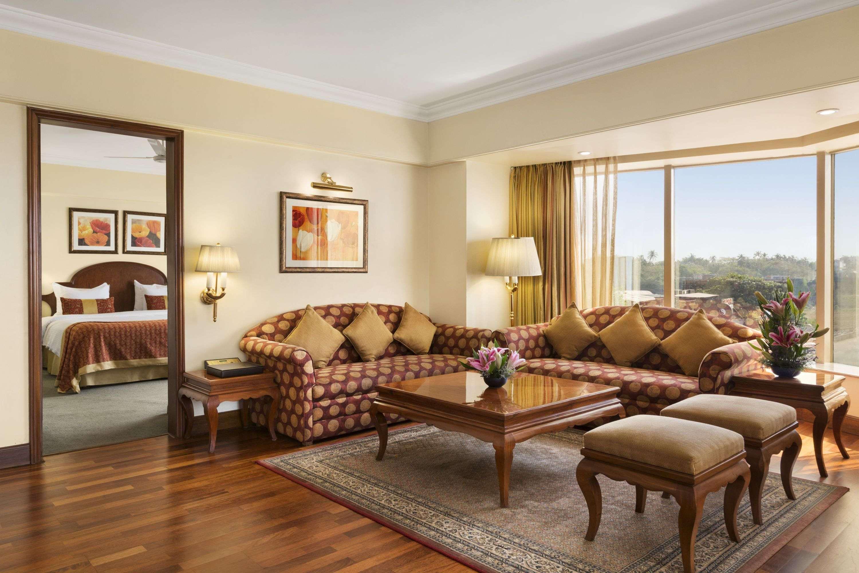 Ramada Plaza By Wyndham Palm Grove Ξενοδοχείο Βομβάη Δωμάτιο φωτογραφία A suite at the Taj Mahal Palace, Mumbai