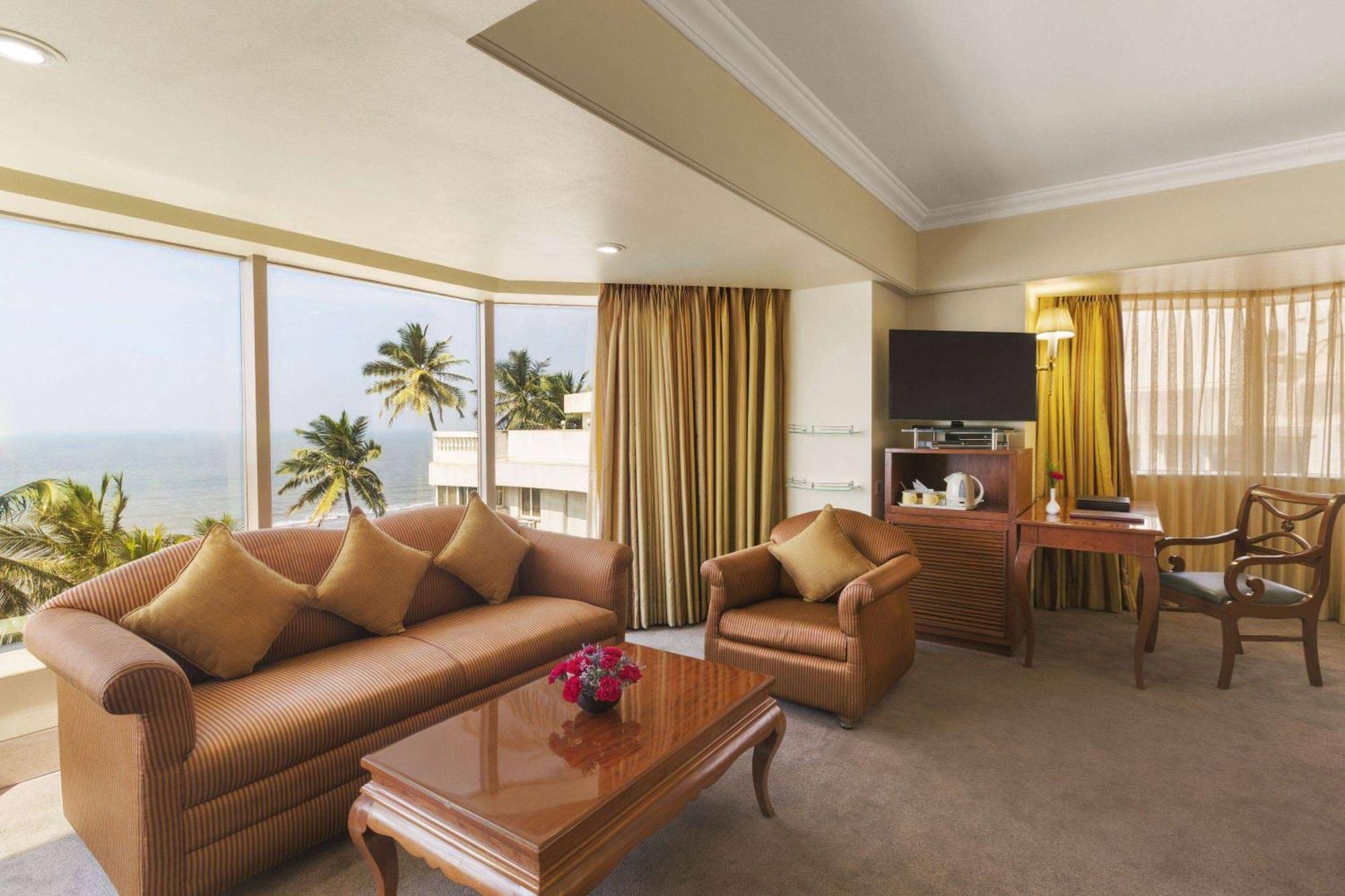 Ramada Plaza By Wyndham Palm Grove Ξενοδοχείο Βομβάη Εξωτερικό φωτογραφία